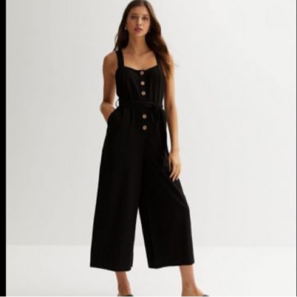 100% Cupro Flowy Wide Leg Belted Button Front Jumpsuit - Picture 2 of 10